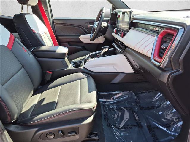 Used 2025 GMC Canyon AT4 w/ AT4X AEV Edition AWD/4WD image 21