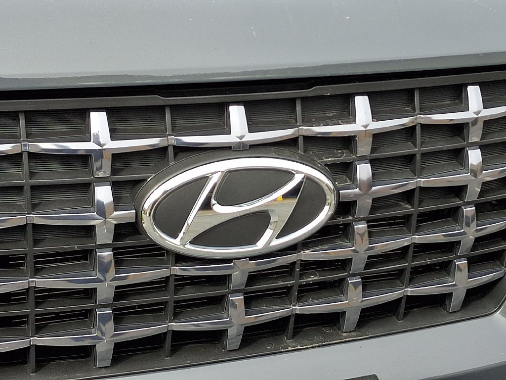 Used 2026 Hyundai Venue SEL FWD image 4