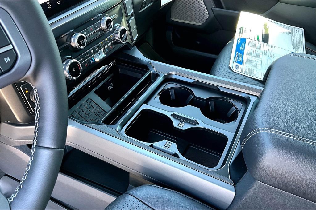 New 2026 Ford F250 Lariat w/ Black Appearance Package image 7