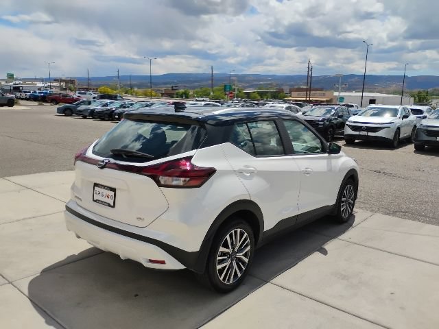 Used 2023 Nissan Kicks SV FWD image 5