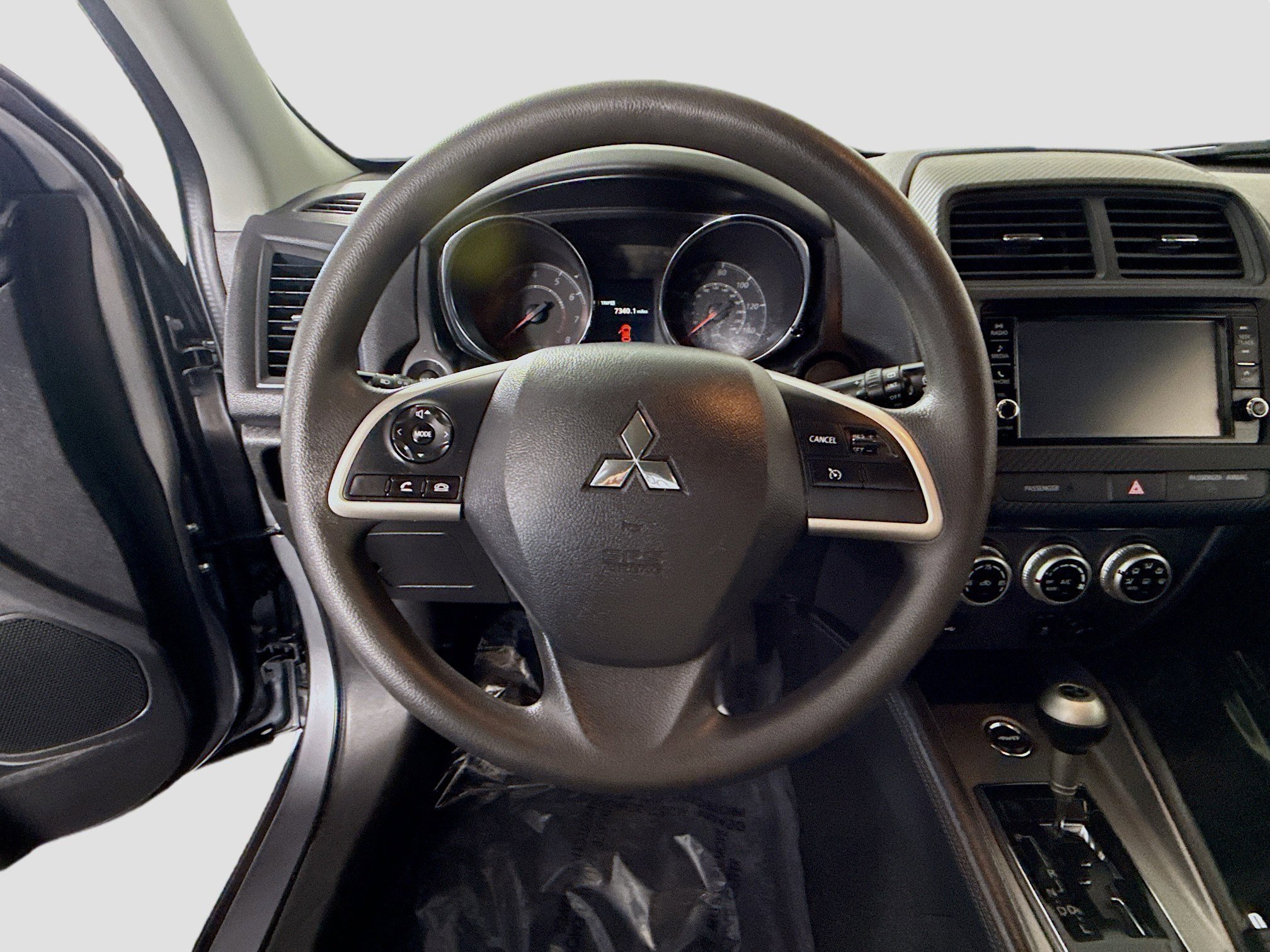 Used 2024 Mitsubishi Outlander Sport ES image 13