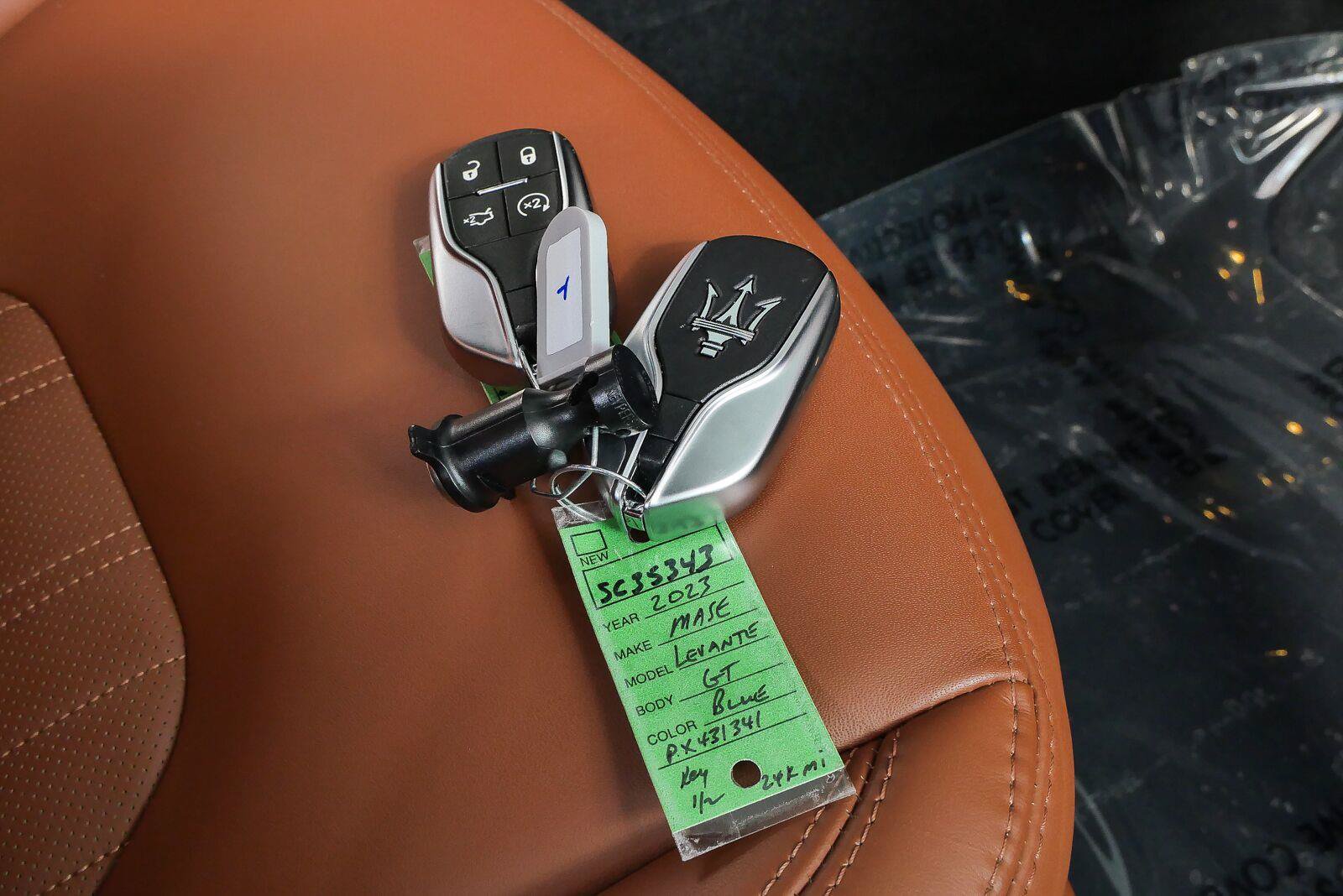 Used 2023 Maserati Levante GT AWD/4WD image 37