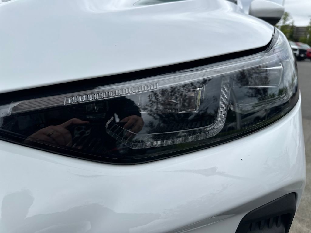 Used 2023 Ford Escape SE w/ PHEV Premium Package FWD image 9