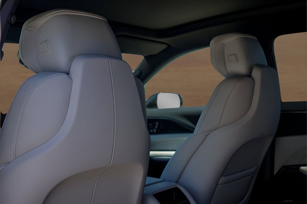 New 2026 Cadillac Lyriq Sport w/ LPO, Floor Liner Package image 19