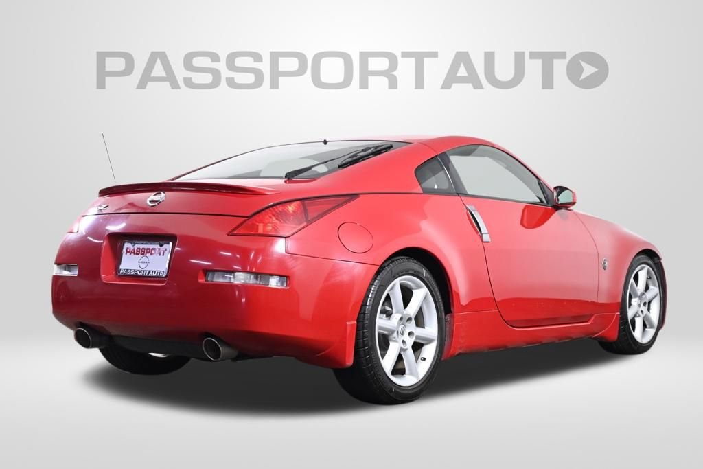 Used 2005 Nissan 350Z Touring w/ (N93) Cargo Convenience Pkg RWD image 8