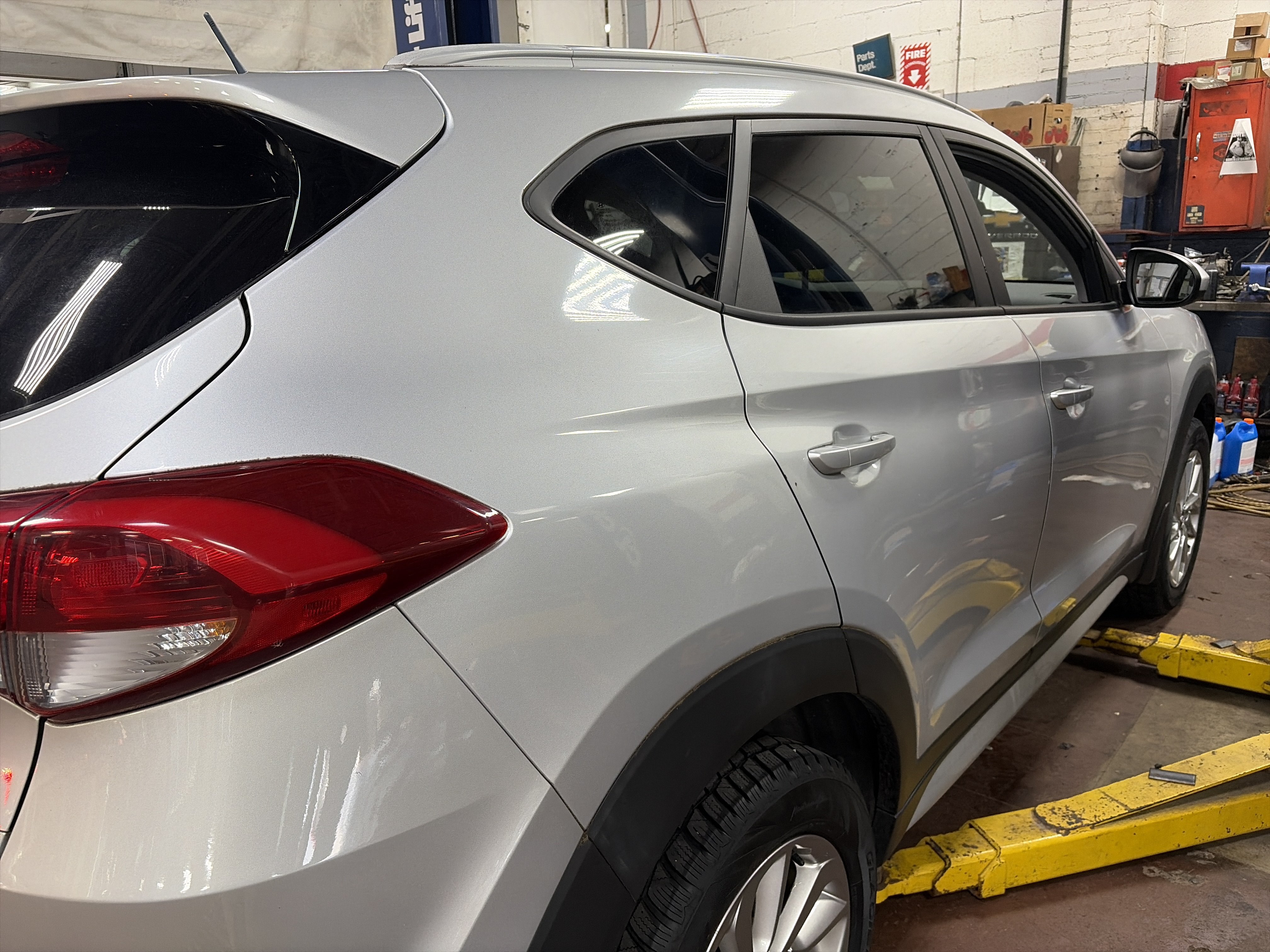 Used 2017 Hyundai Tucson SE AWD/4WD image 5