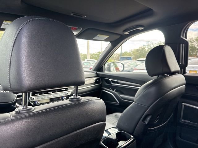 Used 2023 Kia Telluride EX X-Line image 19