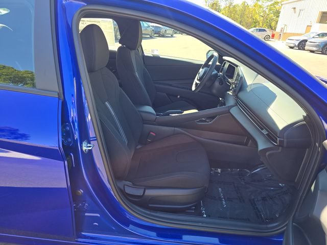 Certified 2025 Hyundai Elantra Sport FWD image 23