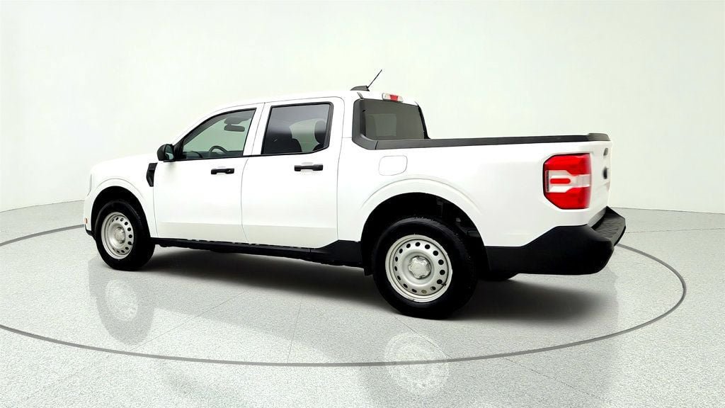 Used 2025 Ford Maverick XL FWD image 7