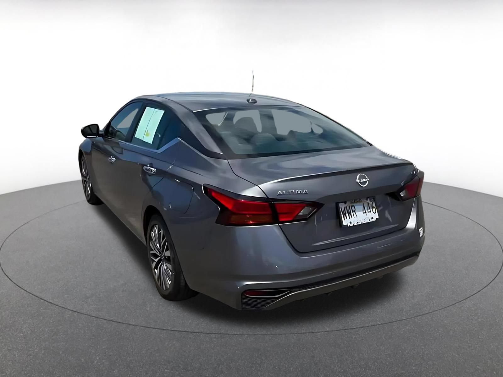 Used 2023 Nissan Altima 2.5 SV FWD image 9
