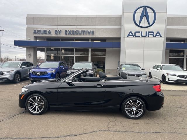 Used 2019 BMW 230i xDrive Convertible image 18