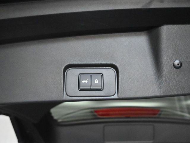 Used 2025 Nissan Rogue SV FWD image 28