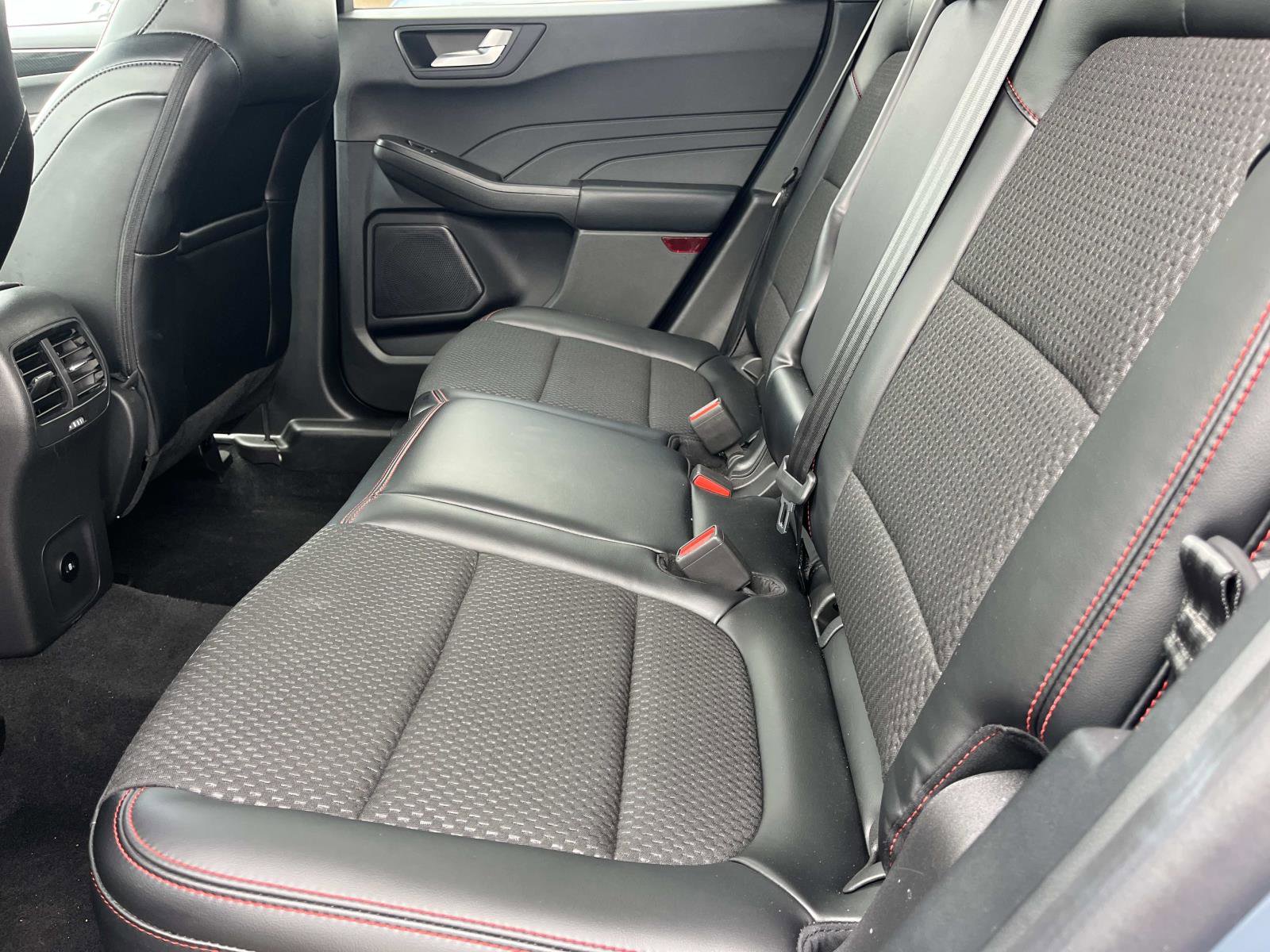 Used 2023 Ford Escape ST-Line w/ Tech Pack #1 FWD image 20