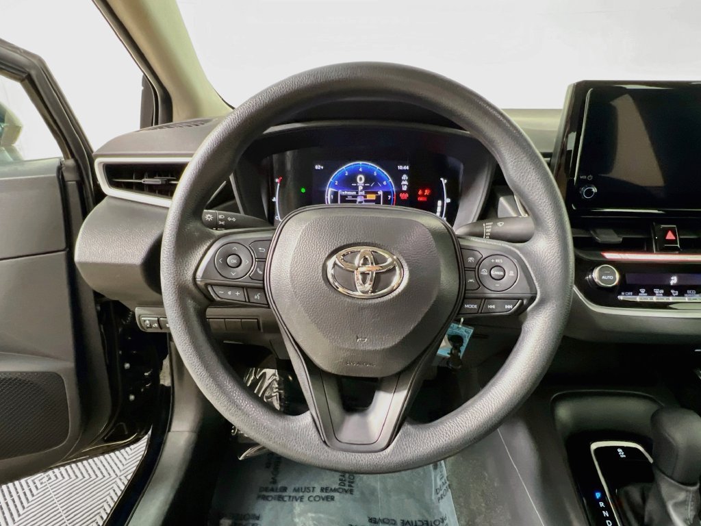 Used 2026 Toyota Corolla LE FWD image 15