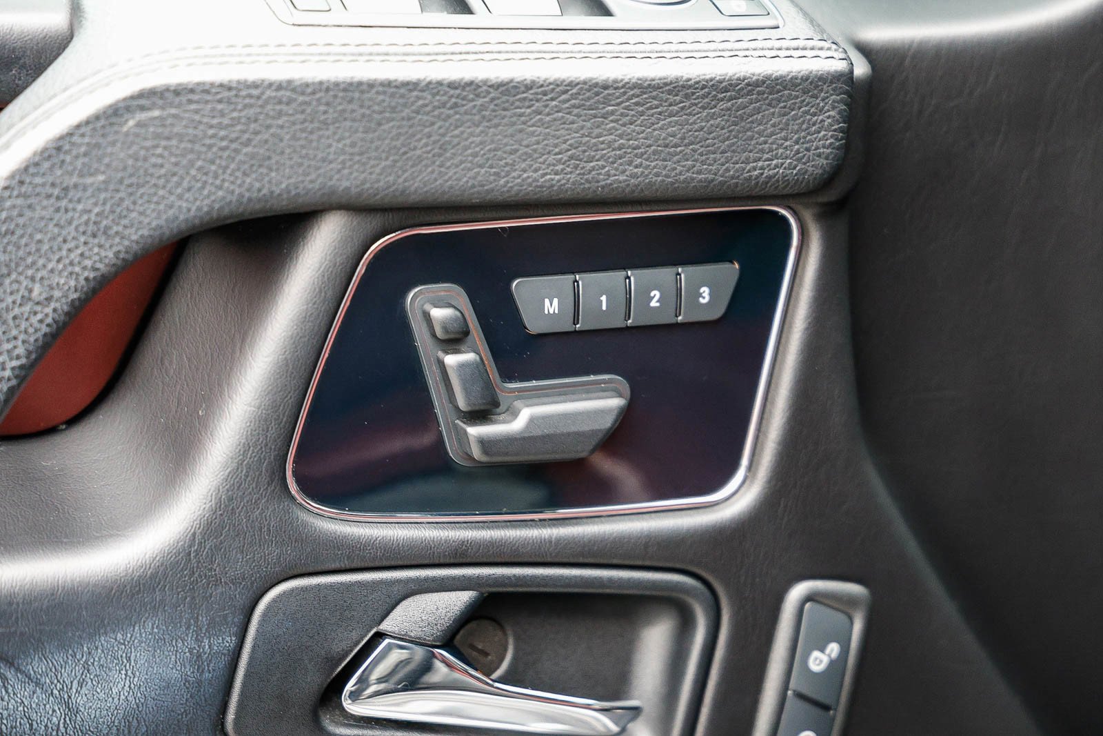 Used 2016 Mercedes-Benz G 63 AMG G 63 AMGᆴ image 22