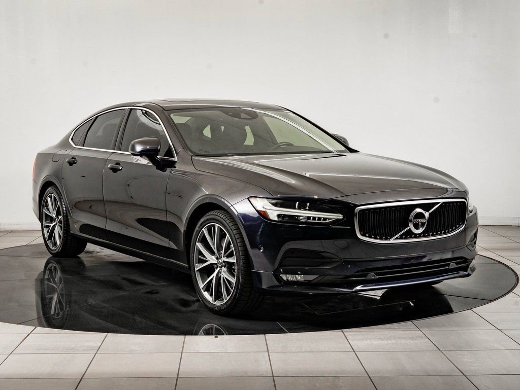 Used 2017 Volvo S90 T5 Momentum w/ Vision Package image 12
