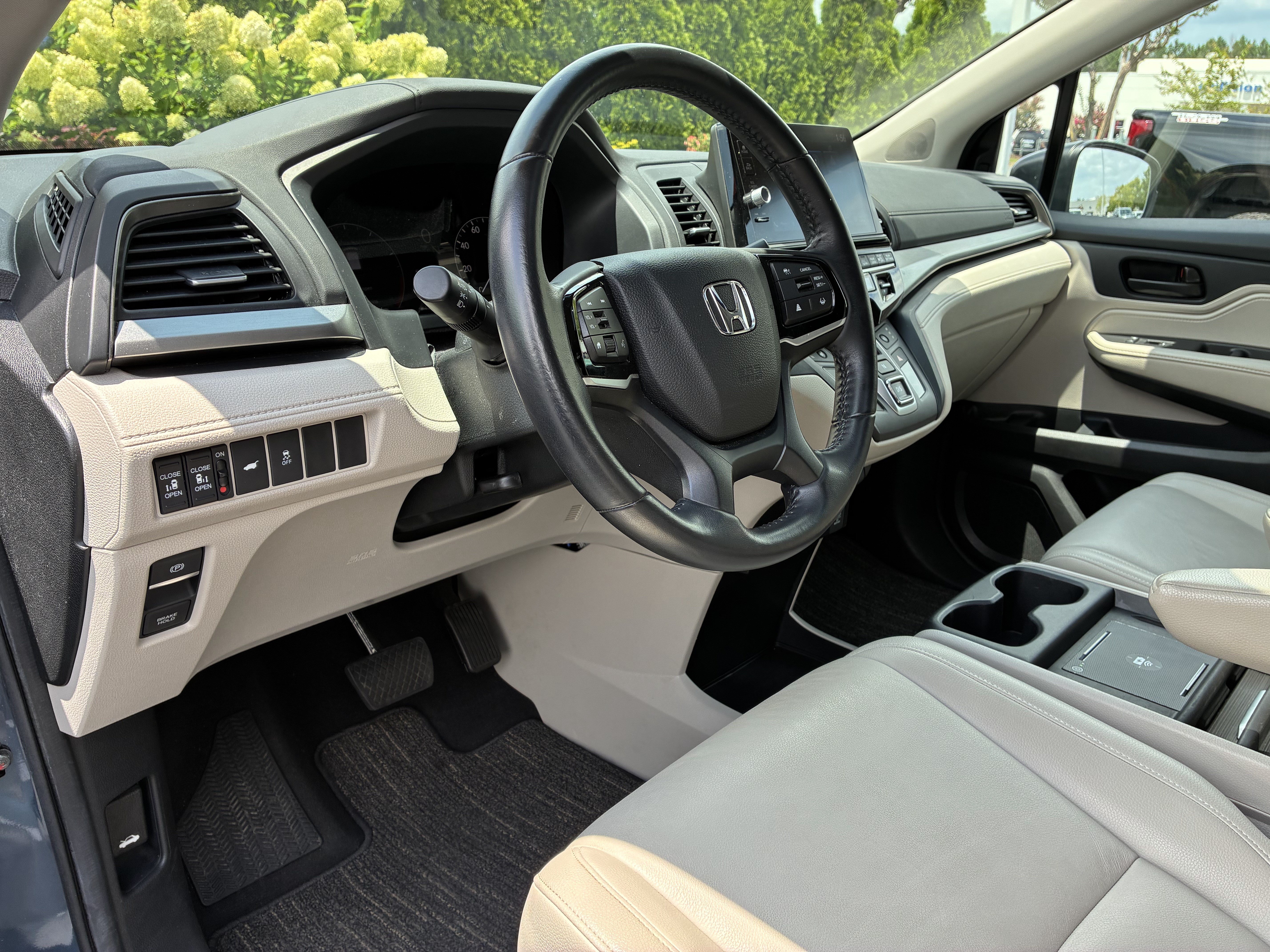 Used 2025 Honda Odyssey EX-L image 20