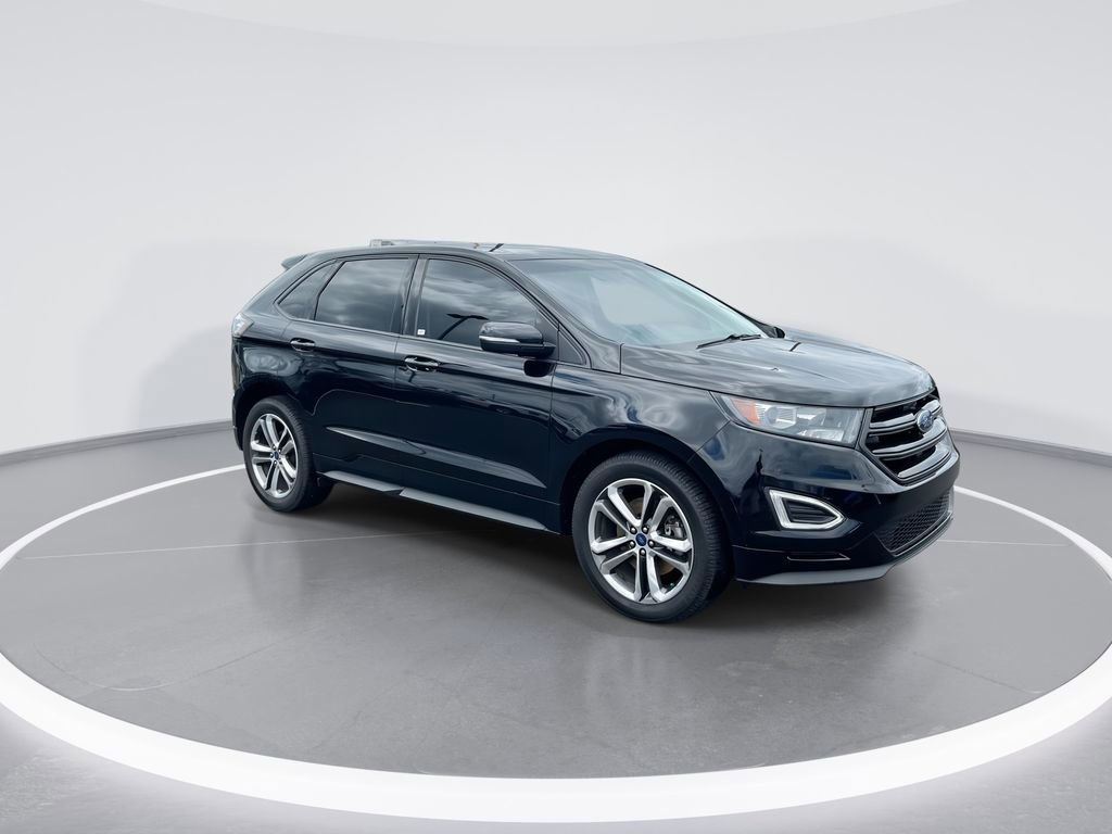 Used 2018 Ford Edge Sport w/ Technology Package AWD/4WD image 2