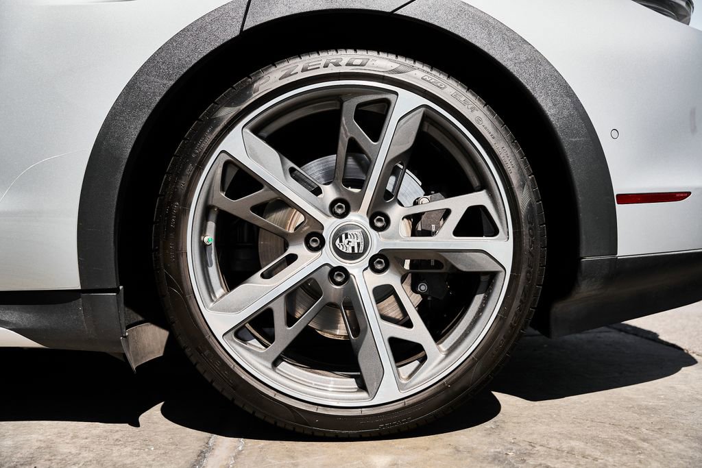 Used 2022 Porsche Taycan 4 Cross Turismo image 20