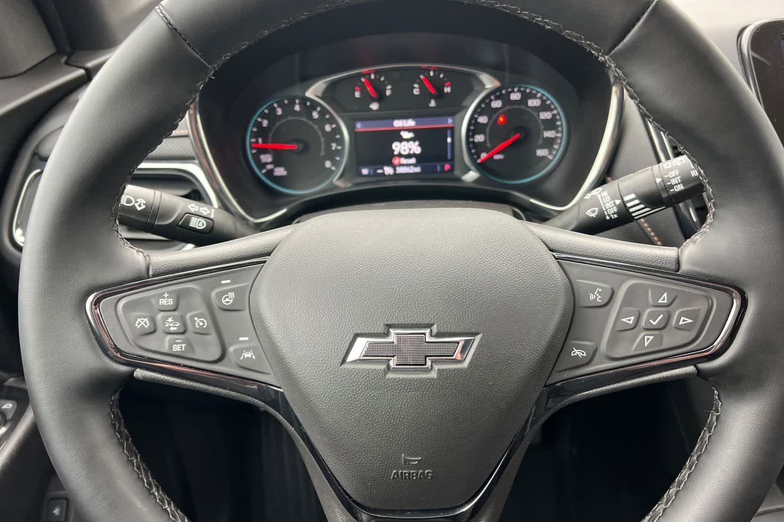 Used 2024 Chevrolet Equinox Premier image 23