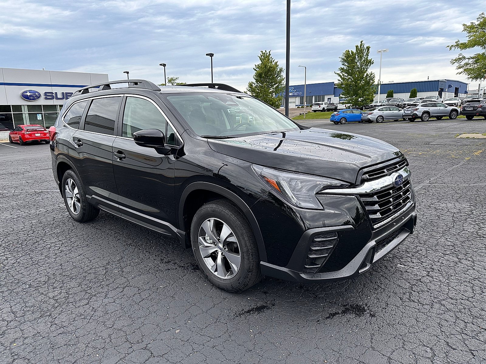 Used 2025 Subaru Ascent Premium AWD/4WD image 1
