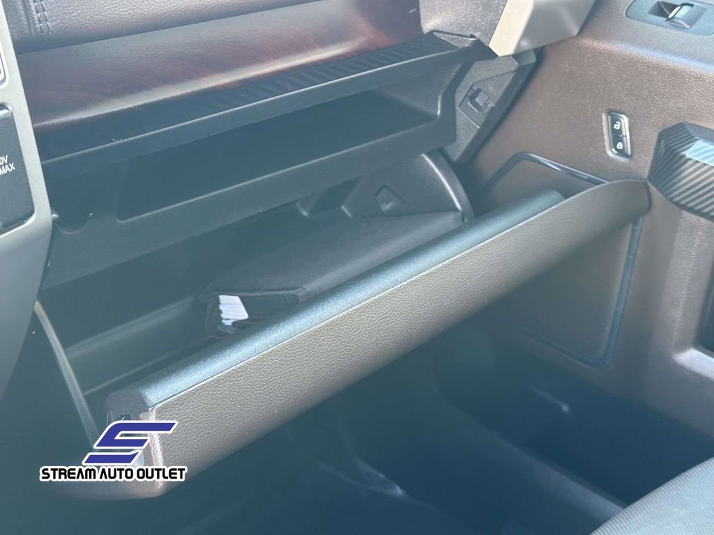 Used 2016 Ford F150 King Ranch w/ Equipment Group 601A Luxury image 38