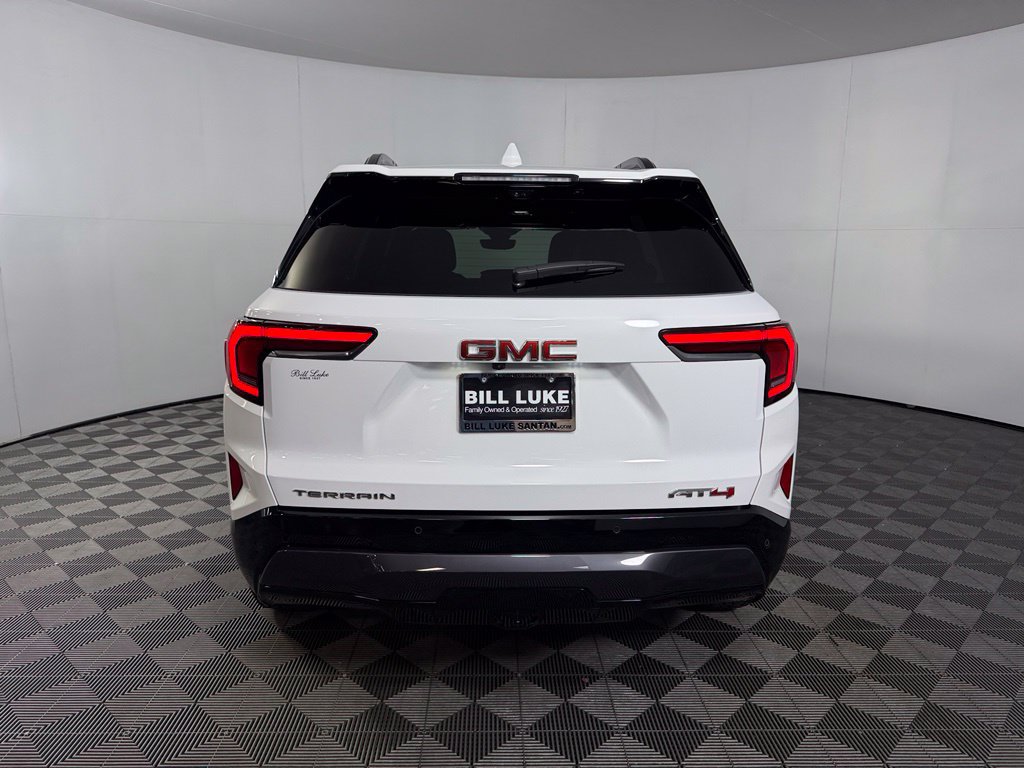 Used 2026 GMC Terrain AT4 w/ Convenience Package III AWD/4WD image 8