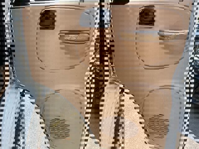 Used 2000 Dodge B1500 image 20