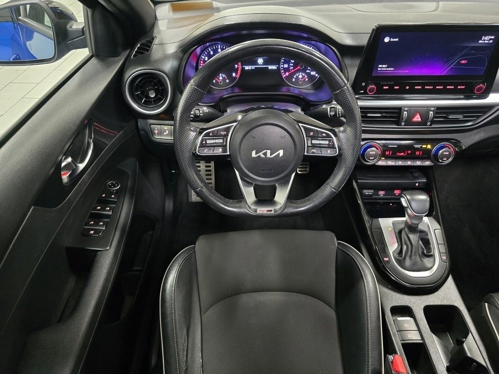 Used 2022 Kia Forte GT-Line w/ GT-Line Premium Package image 23