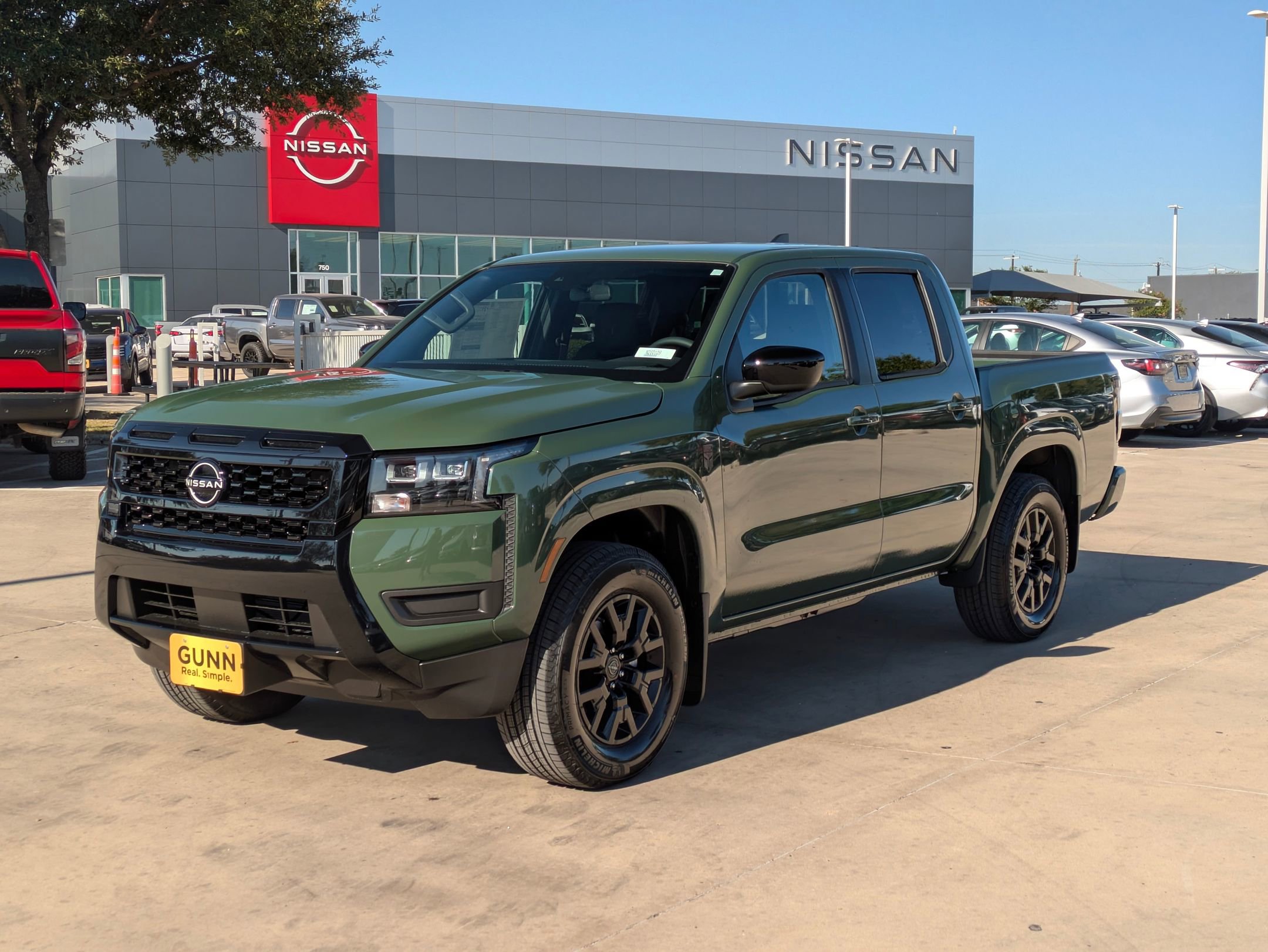 New 2026 Nissan Frontier SV image 7