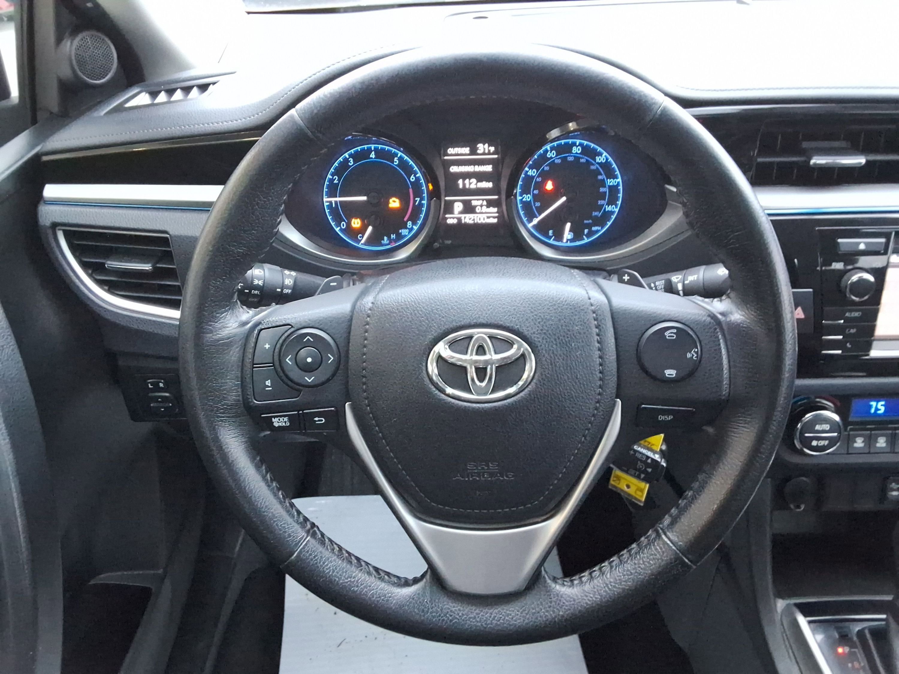 Used 2015 Toyota Corolla S image 11