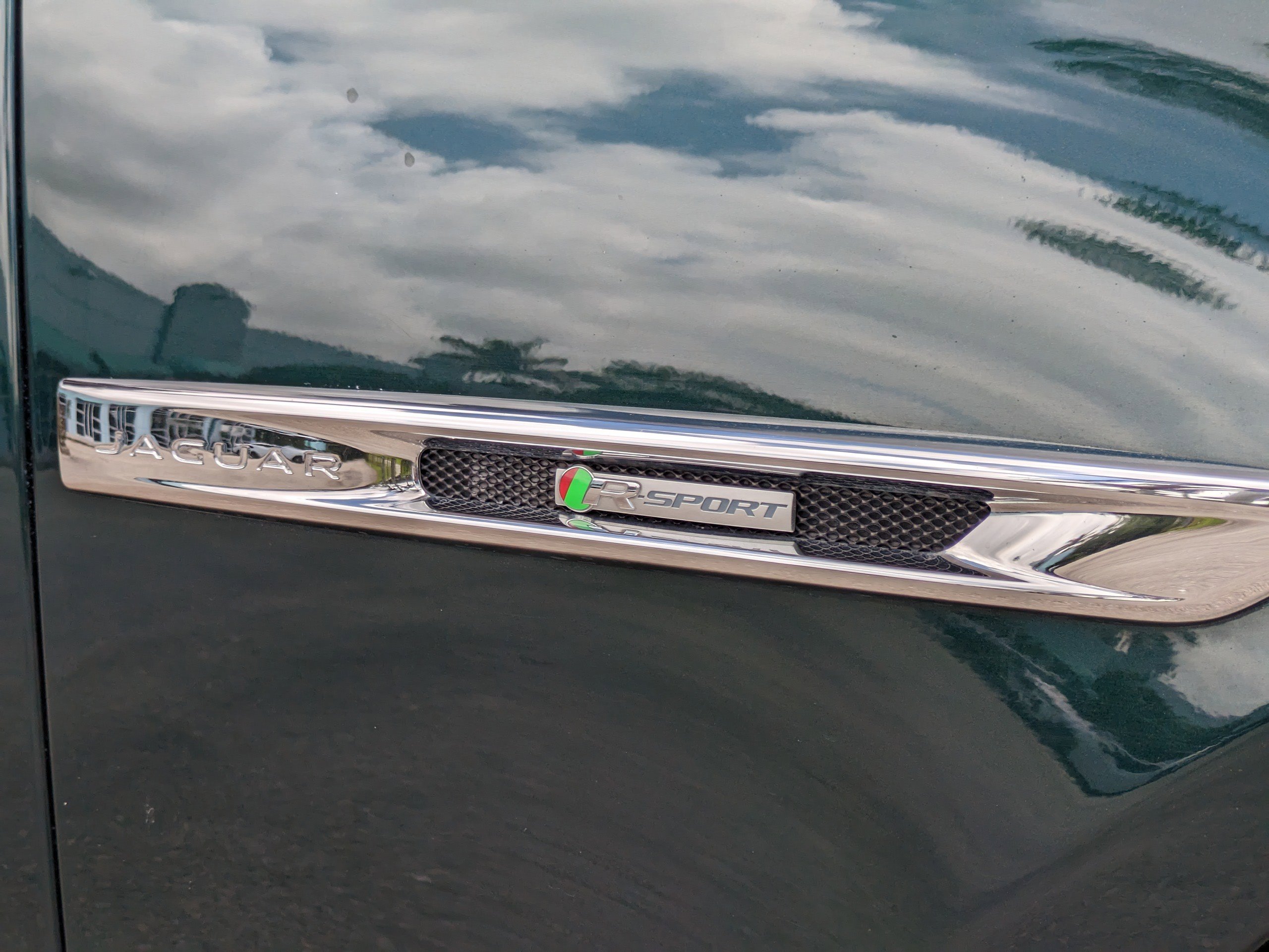 Used 2017 Jaguar XJ R-Sport image 13