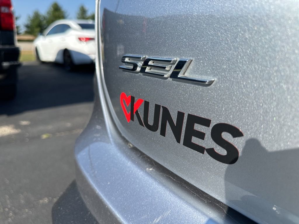 Used 2024 Ford Edge SEL image 14