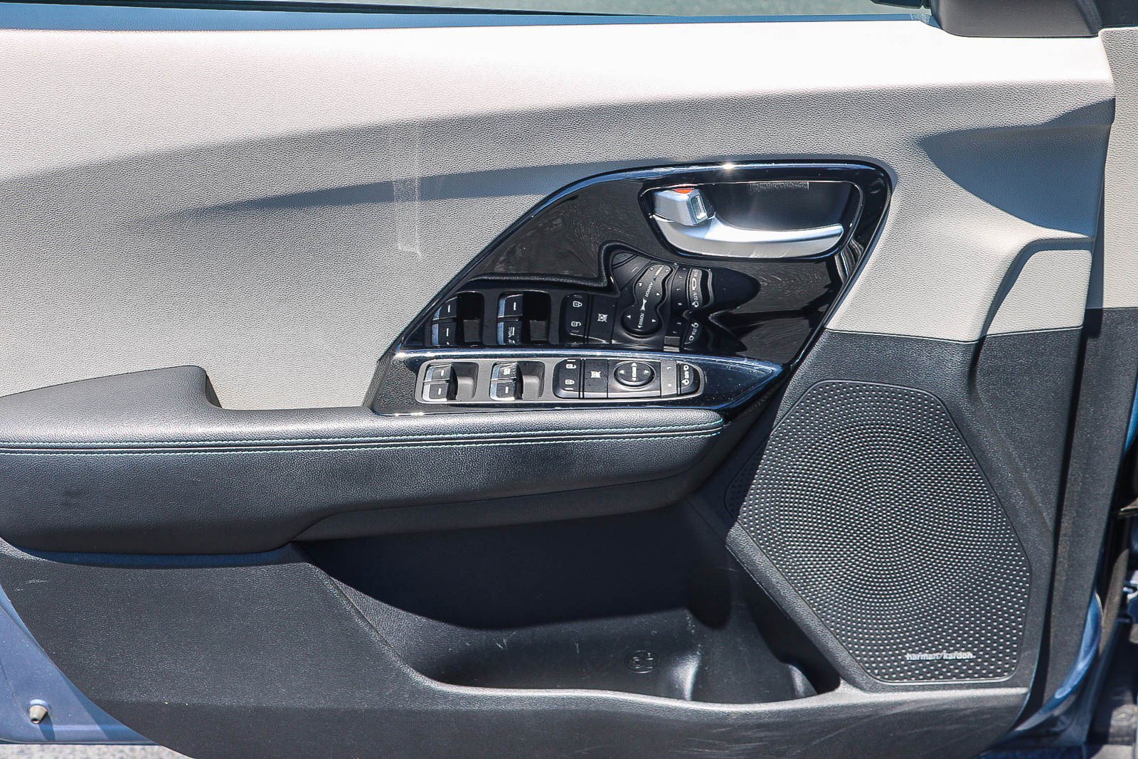 Used 2021 Kia Niro FWD image 21