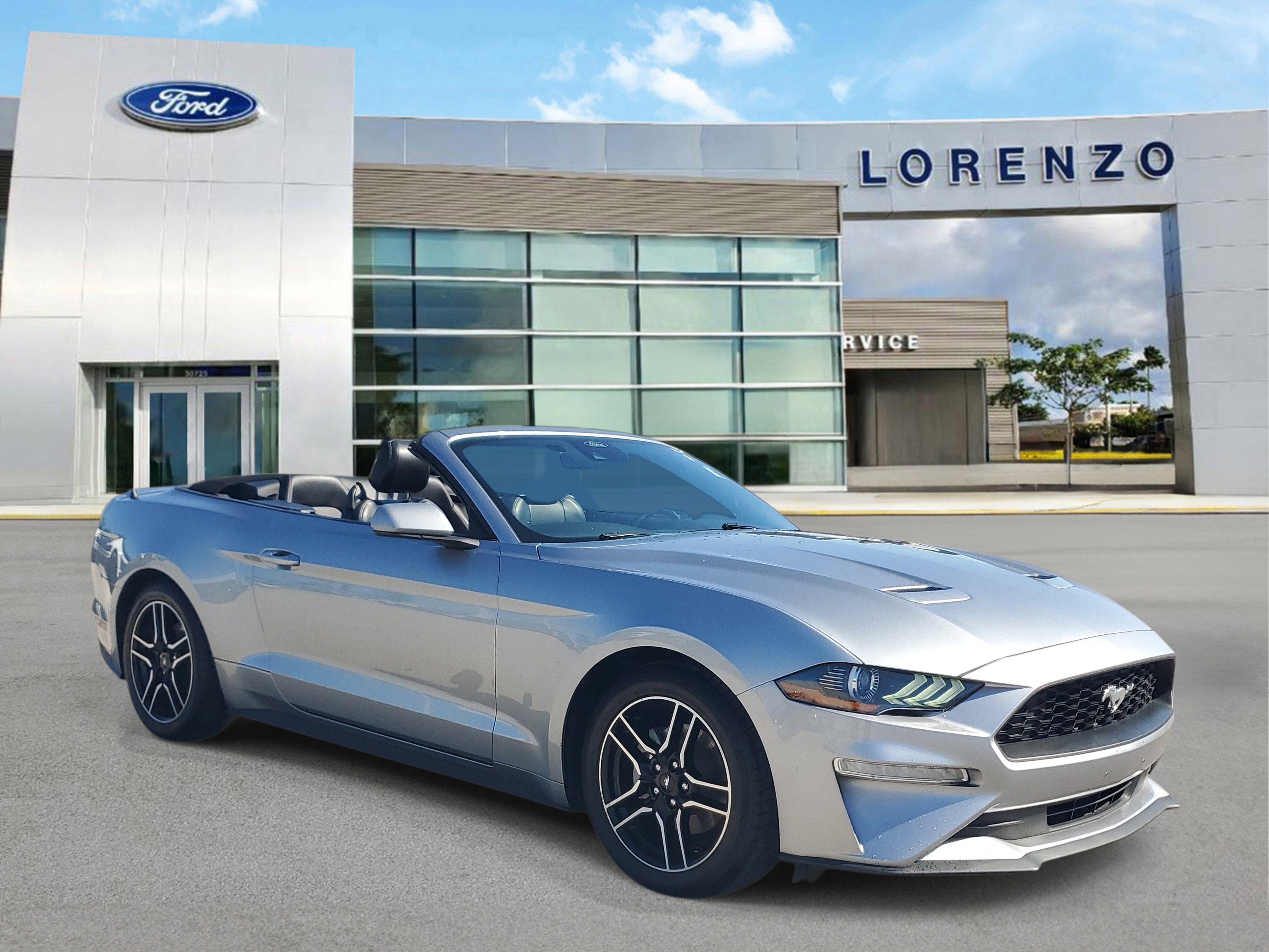 Used 2023 Ford Mustang Premium RWD image 3