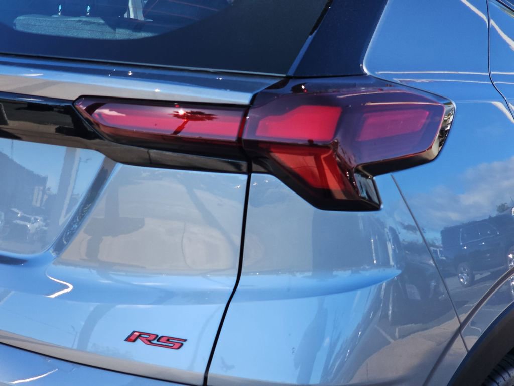 New 2027 Chevrolet Bolt RS w/ Technology Package image 39