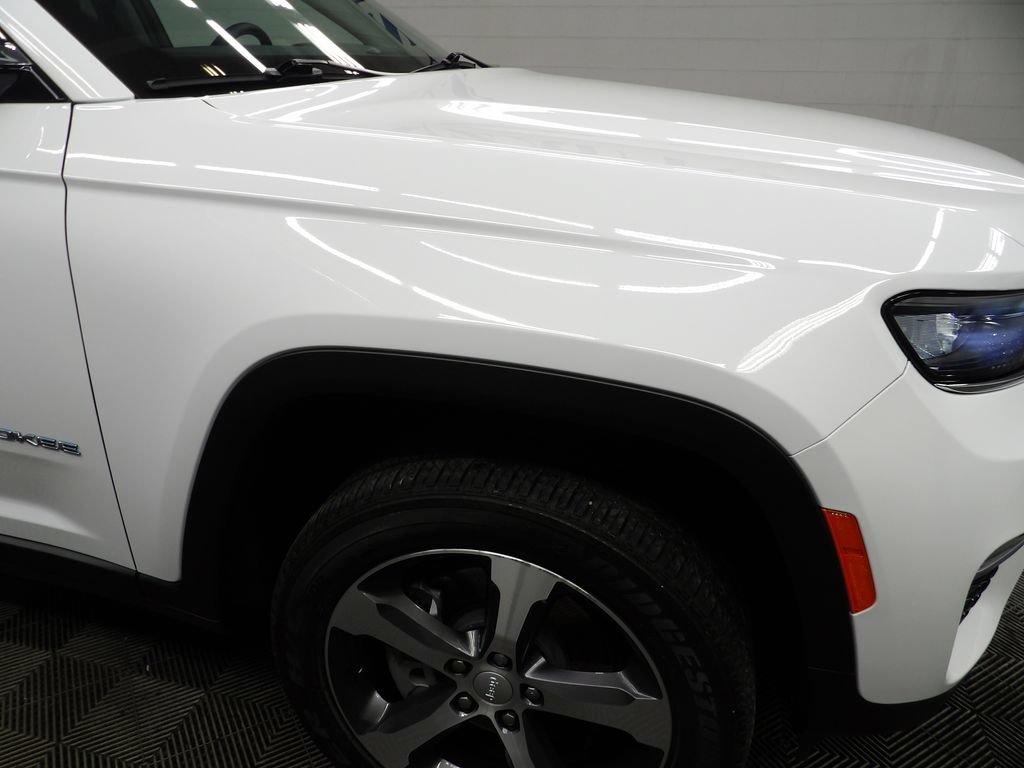 Used 2022 Jeep Grand Cherokee Limited 4xe AWD/4WD image 29