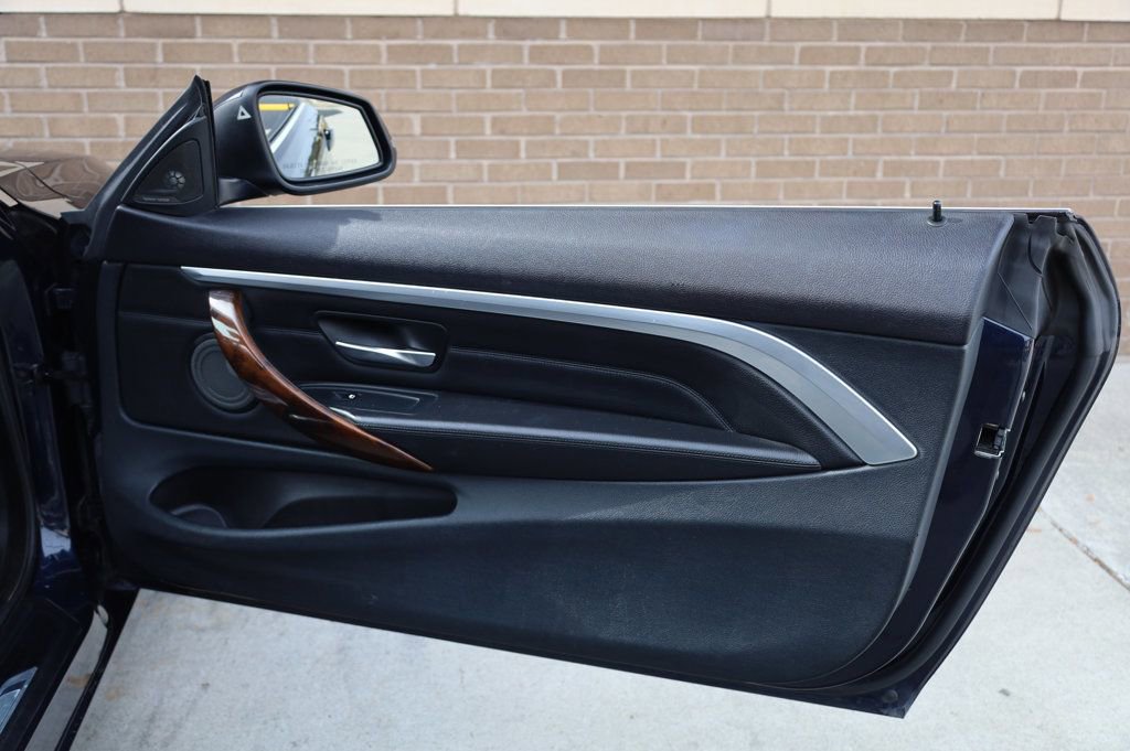 Used 2015 BMW 435i xDrive Convertible image 23