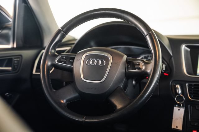 Used 2011 Audi Q5 3.2 Premium Plus w/ Audi MMI Navigation Plus Pkg AWD/4WD image 7