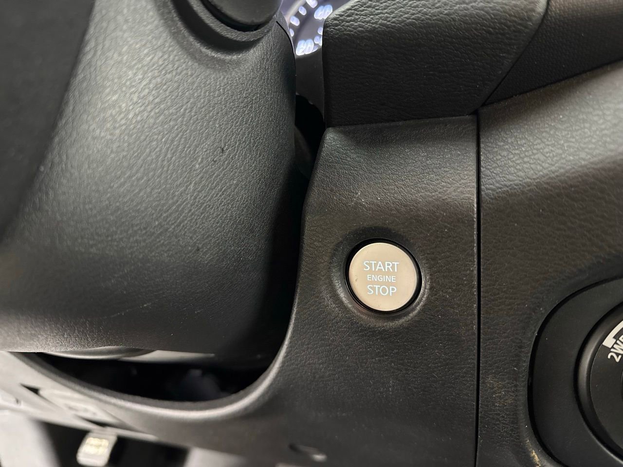 Used 2022 Nissan Frontier SV image 20