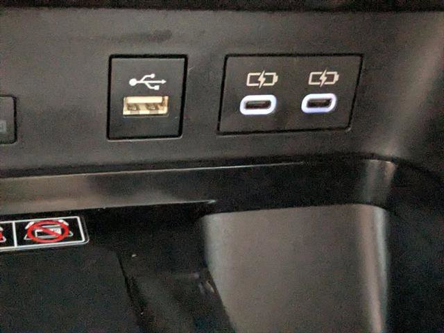 Certified 2025 Toyota Camry SE FWD image 22