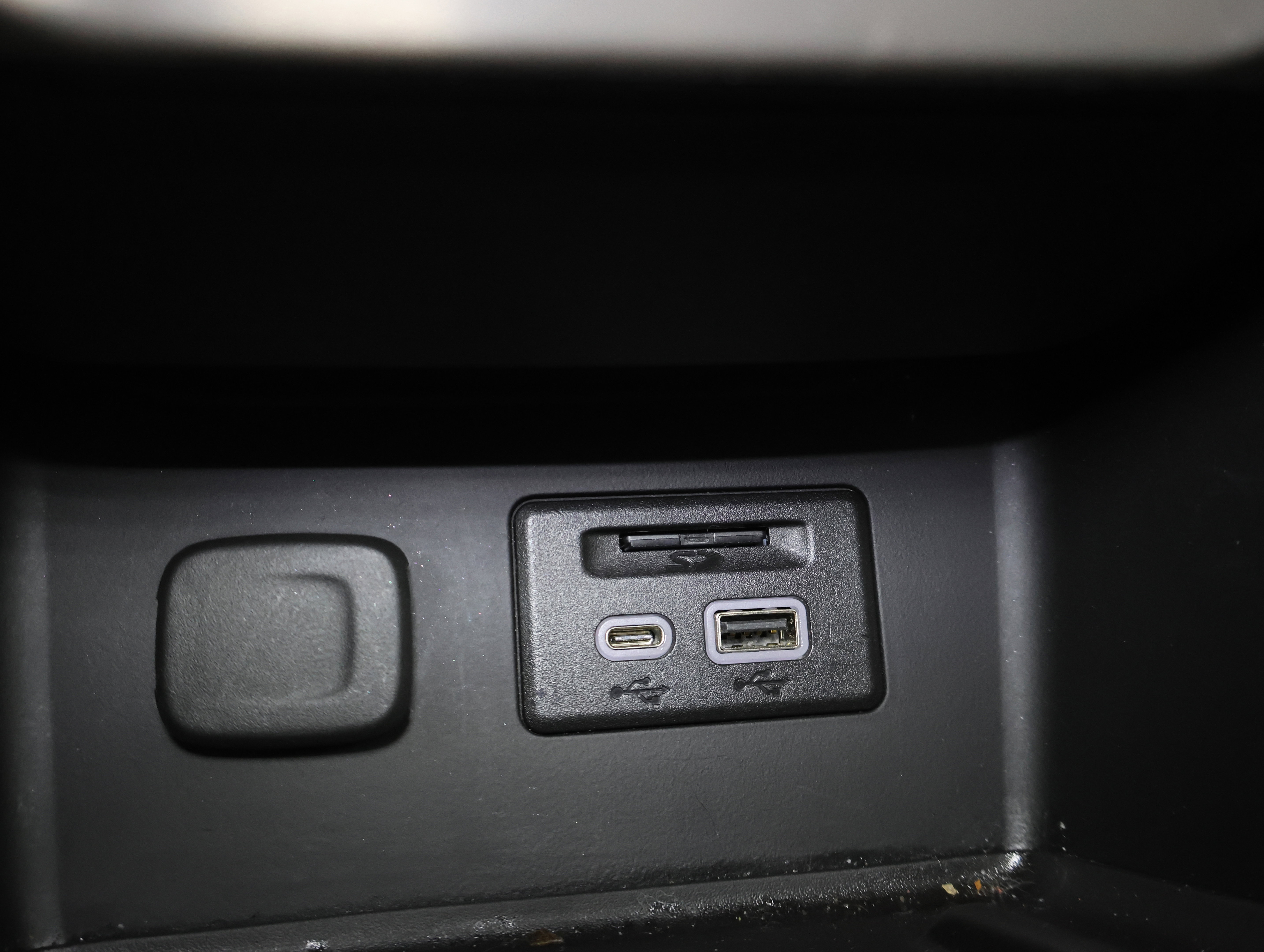 Used 2020 GMC Acadia Denali w/ Trailering Package image 59