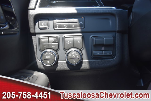 New 2026 Chevrolet Suburban RST w/ RST Capability Package AWD/4WD image 40