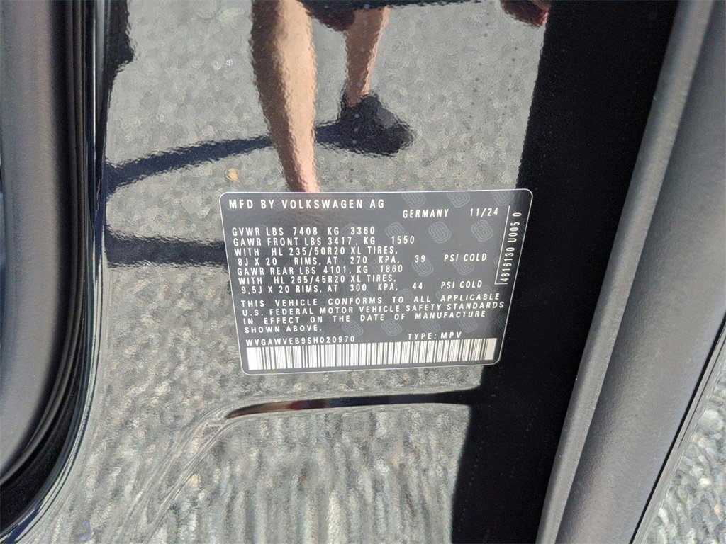 New 2025 Volkswagen ID. Buzz Pro S image 42