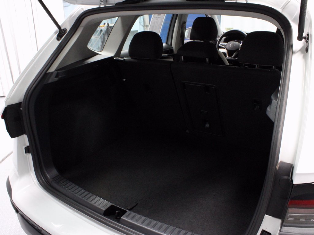 Used 2025 Volkswagen Taos S AWD/4WD image 15