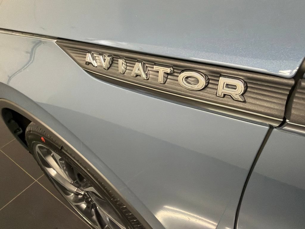 New 2026 Lincoln Aviator Reserve AWD/4WD image 40