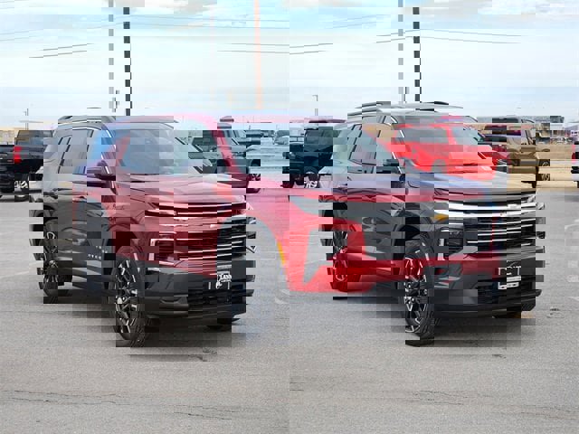 New 2026 Chevrolet Traverse LT w/ Sun and Wheel Package image 3