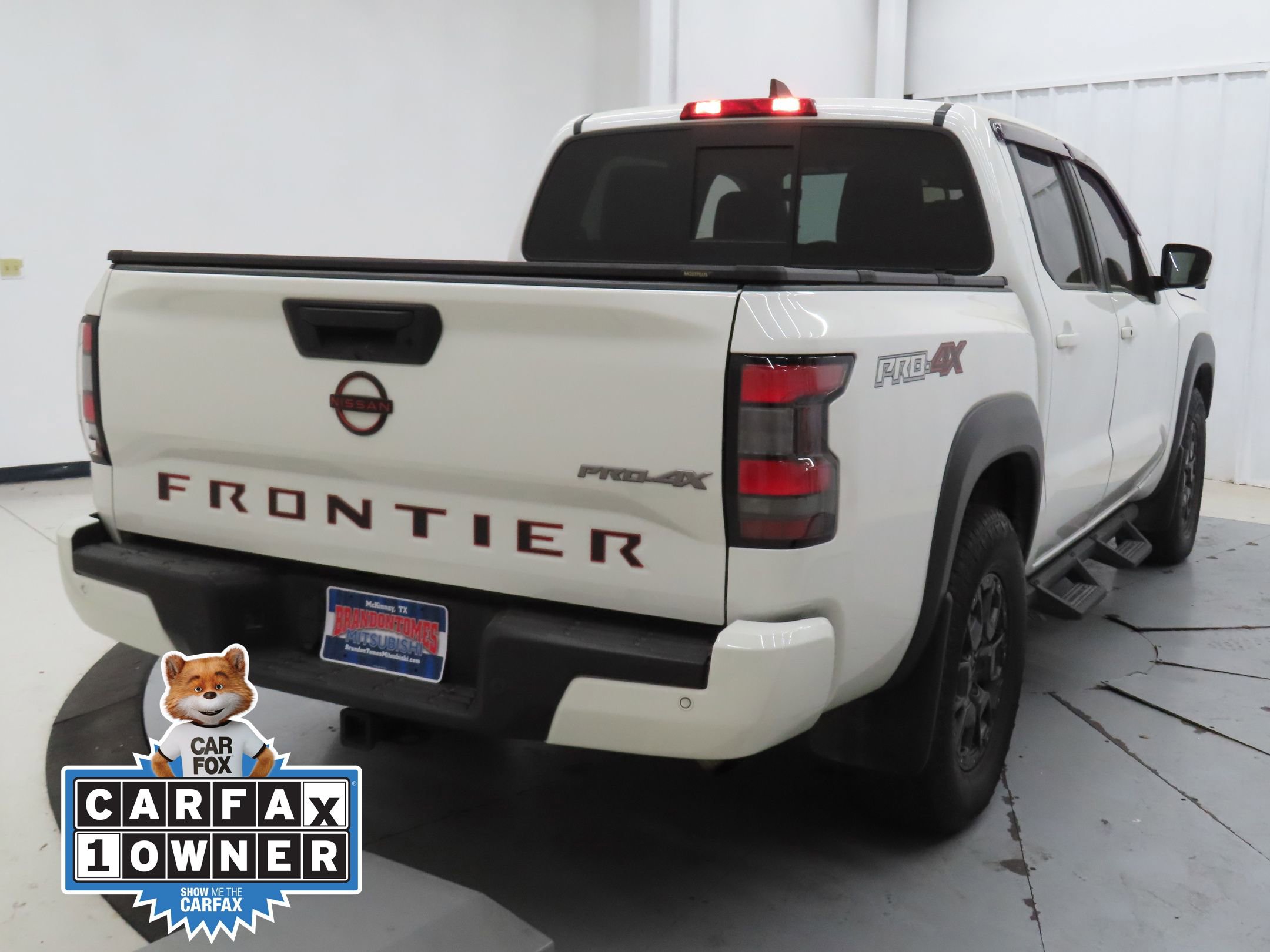 Used 2022 Nissan Frontier PRO-4X w/ Pro-4X Premium Package image 3