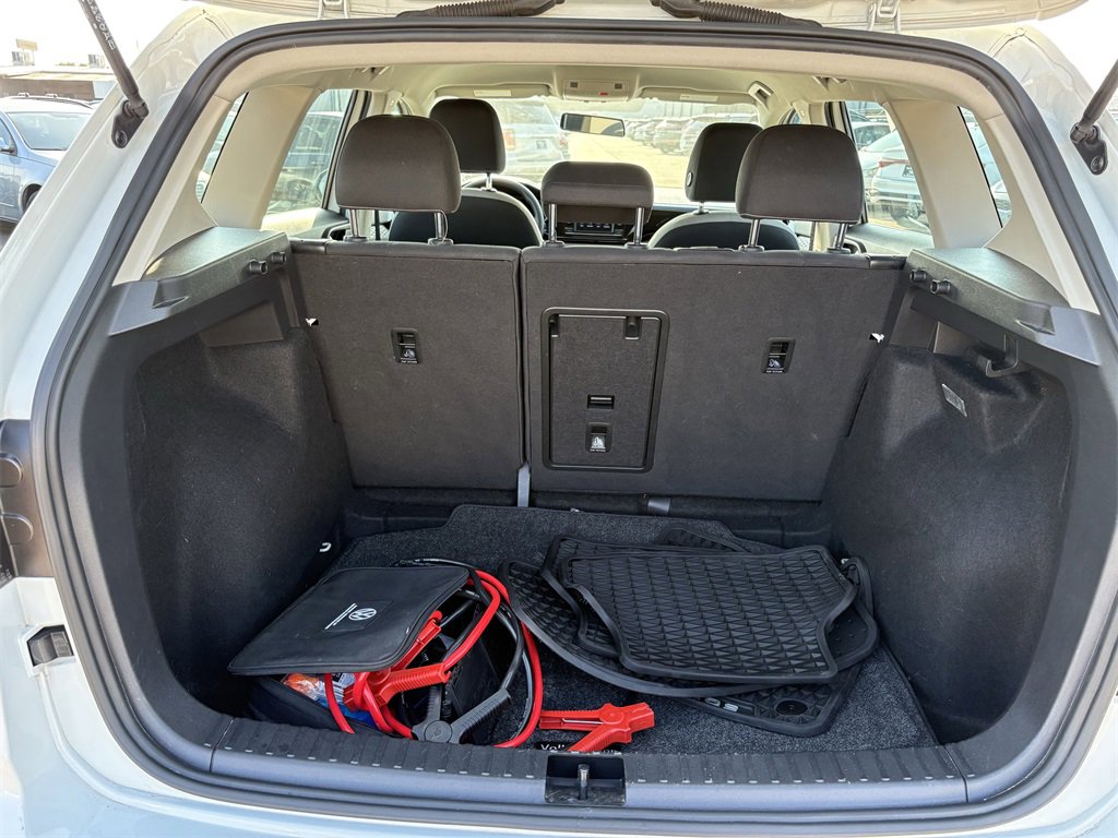 Used 2022 Volkswagen Taos S image 27