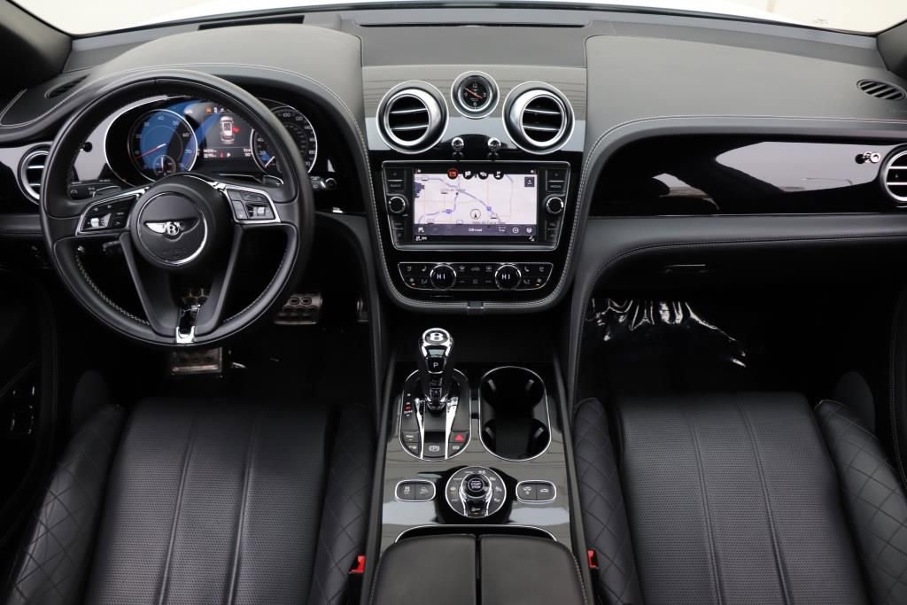 Used 2017 Bentley Bentayga image 50